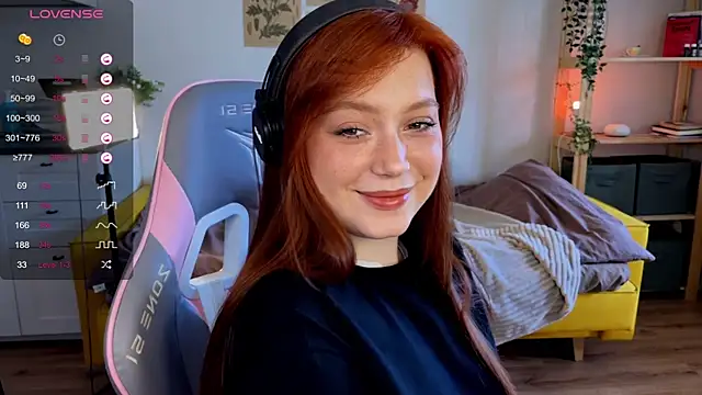 Snapshot of Sofy_Benson chatting on May 16, 2026, 1:32 pm Sofy Benson online show from May 16, 2026, 1:32 pm