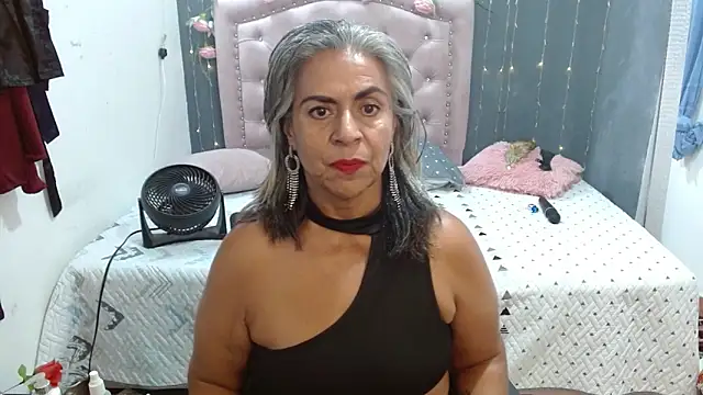 Snapshot of lalisha_96 chatting on October 19, 2025, 12:24 am lalisha 96 online show from October 19, 2025, 12:24 am