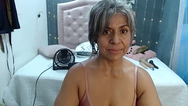 lalisha 96 online show from February 16, 2025, 2:20 am