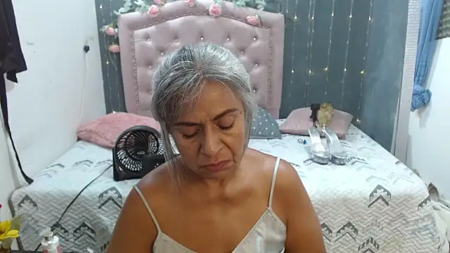 Snapshot of lalisha_96 chatting on November 27, 2025, 2:01 am lalisha 96 online show from November 27, 2025, 2:01 am