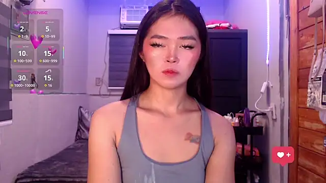 Snapshot of Itsme_claire chatting on October 13, 2025, 1:51 am Itsme claire online show from October 13, 2025, 1:51 am