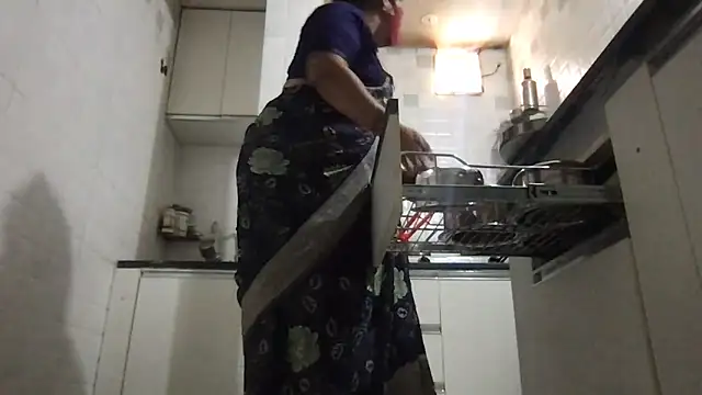 Riyasingh9 online show from March 7, 2026, 4:41 am