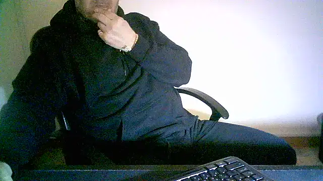 Snapshot of Greek_Passion chatting on April 10, 2026, 9:38 am Greek Passion online show from April 10, 2026, 9:38 am