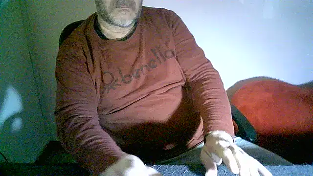 Snapshot of Greek_Passion chatting on December 15, 2024, 10:50 am Greek Passion online show from December 15, 2024, 10:50 am