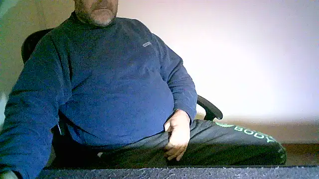 Snapshot of Greek_Passion chatting on March 4, 2025, 6:50 pm Greek Passion online show from March 4, 2025, 6:50 pm