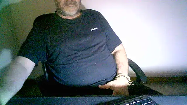 Snapshot of Greek_Passion chatting on May 16, 2026, 1:21 pm Greek Passion online show from May 16, 2026, 1:21 pm