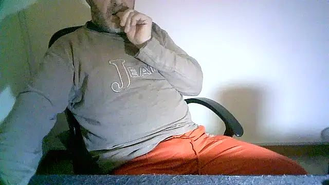 Snapshot of Greek_Passion chatting on February 1, 2025, 4:43 pm Greek Passion online show from February 1, 2025, 4:43 pm