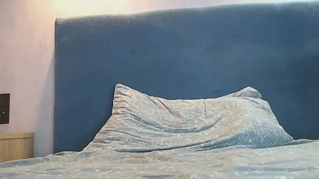 Snapshot of FrankyRein chatting on October 10, 2025, 7:15 pm FrankyRein online show from October 10, 2025, 7:15 pm