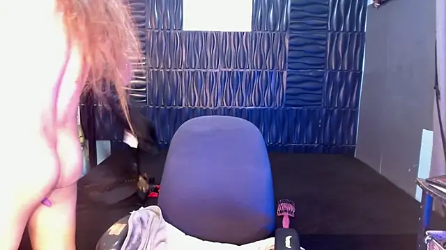 Snapshot of UrtopshemalegoddessAliyah chatting on June 24, 2026, 9:34 pm UrtopshemalegoddessAliyah online show from June 24, 2026, 9:34 pm