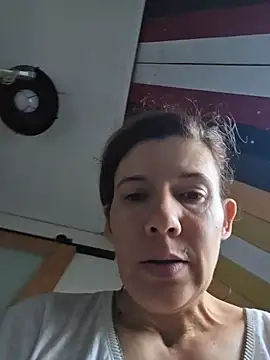 Snapshot of Lina_lou4 chatting on May 27, 2026, 6:54 am Lina lou4 online show from May 27, 2026, 6:54 am