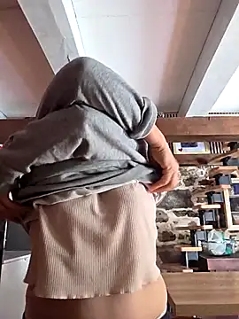 Lina lou4 online show from October 10, 2025, 11:44 am