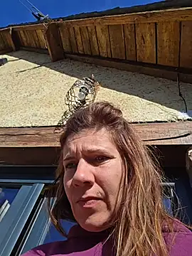 Snapshot of Lina_lou4 chatting on March 15, 2026, 9:05 am Lina lou4 online show from March 15, 2026, 9:05 am