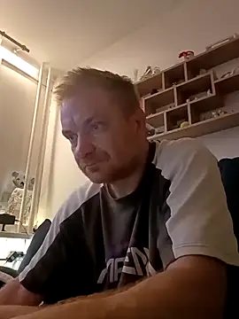 Snapshot of 82liska chatting on March 12, 2026, 5:06 pm 82liska online show from March 12, 2026, 5:06 pm