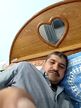 Amandev7 online show from February 27, 2026, 11:43 am