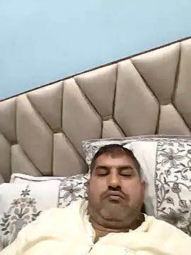 Amandev7 online show from May 6, 2026, 7:07 pm