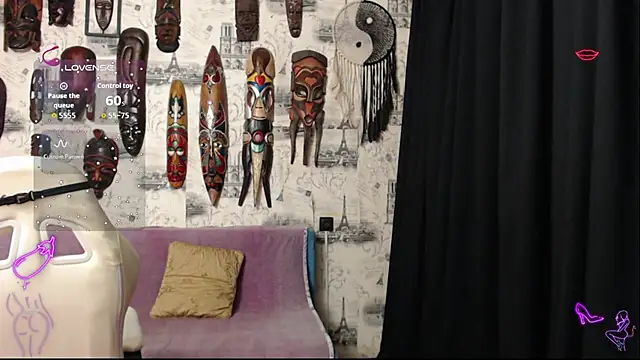 Snapshot of CrazyLaGirl chatting on November 18, 2025, 6:22 pm CrazyLaGirl online show from November 18, 2025, 6:22 pm