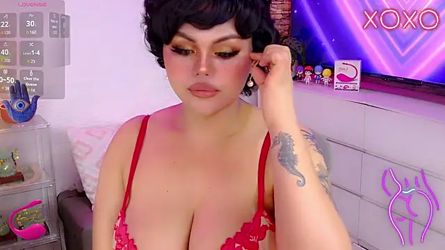 Snapshot of cherry_RED5 chatting on December 17, 2025, 10:37 pm cherry RED5 online show from December 17, 2025, 10:37 pm