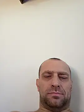 Snapshot of Roman0798 chatting on November 28, 2025, 10:15 am Roman0798 online show from November 28, 2025, 10:15 am