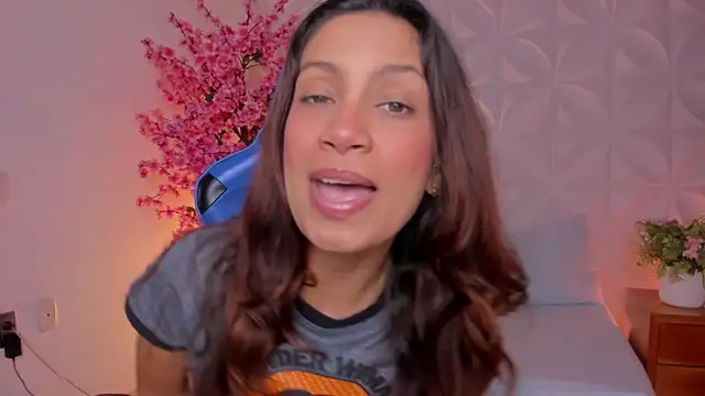 cora 22 online show from February 27, 2026, 1:11 pm