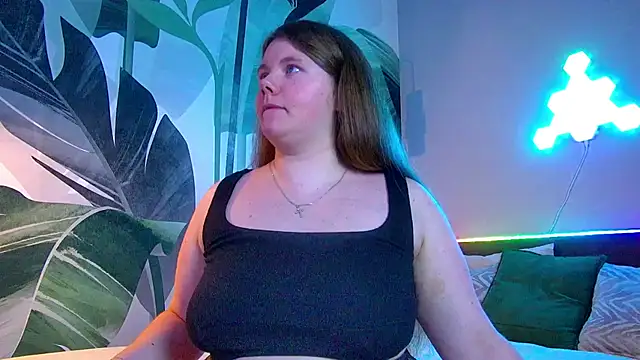 RubyValen online show from October 20, 2025, 1:18 am