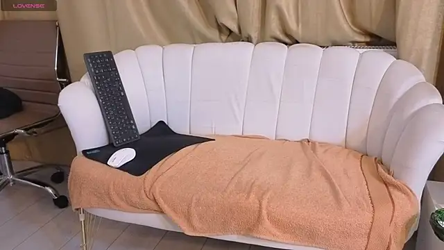 TheTopAlex online show from October 22, 2025, 2:33 am