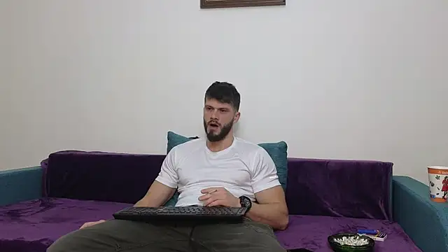 TheTopAlex online show from February 18, 2025, 7:43 am