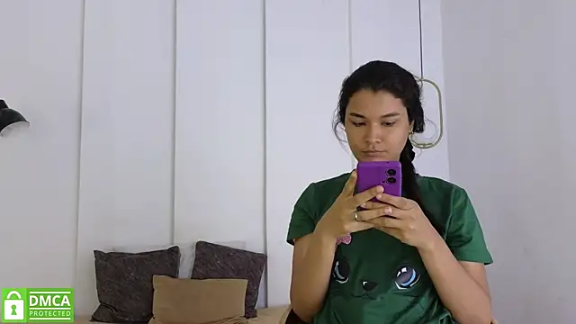 Snapshot of sexychanell_18 chatting on August 5, 2026, 1:49 pm sexychanell 18 online show from August 5, 2026, 1:49 pm