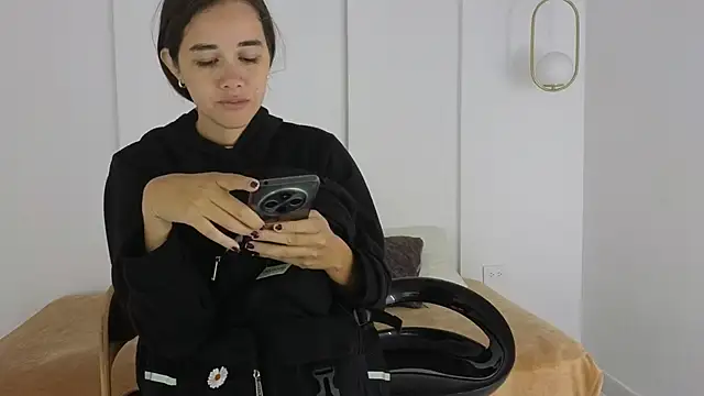 sexychanell 18 online show from January 9, 2026, 1:07 pm