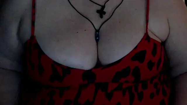 Snapshot of mayasmith chatting on July 7, 2026, 12:52 pm mayasmith online show from July 7, 2026, 12:52 pm