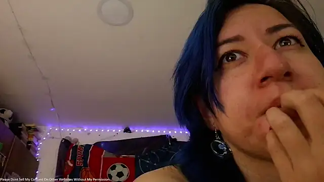 pussytight pervert online show from June 19, 2026, 2:06 am