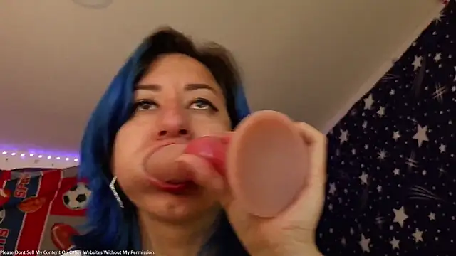pussytight pervert online show from June 13, 2026, 11:02 pm