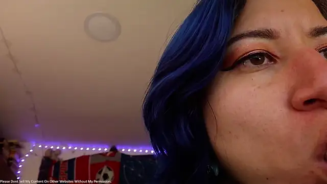 pussytight pervert online show from June 15, 2026, 11:59 pm