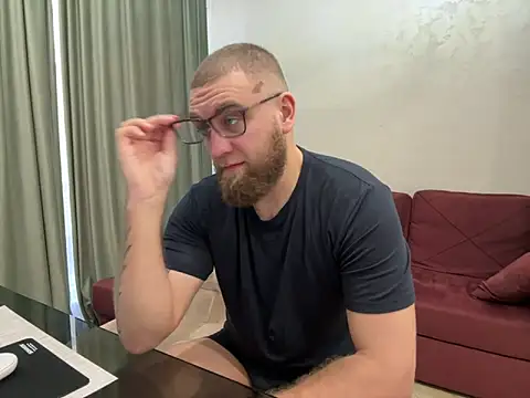 Snapshot of Bear_bear_ chatting on March 15, 2025, 4:57 am Bear bear  online show from March 15, 2025, 4:57 am