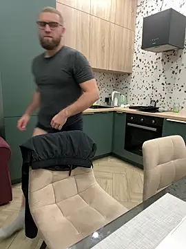 Snapshot of Bear_bear_ chatting on February 20, 2025, 8:58 pm Bear bear  online show from February 20, 2025, 8:58 pm