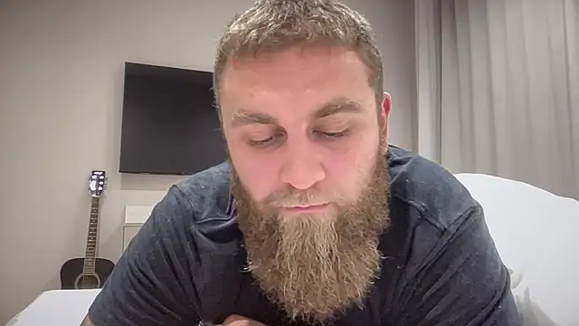 Snapshot of Bear_bear_ chatting on November 2, 2025, 1:05 pm Bear bear  online show from November 2, 2025, 1:05 pm