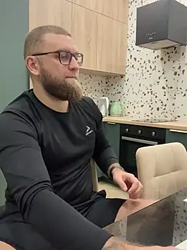 Snapshot of Bear_bear_ chatting on February 25, 2025, 6:01 pm Bear bear  online show from February 25, 2025, 6:01 pm