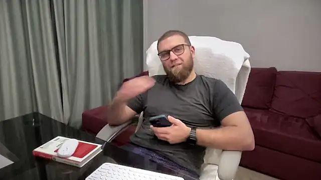 Snapshot of Bear_bear_ chatting on March 10, 2025, 2:39 am Bear bear  online show from March 10, 2025, 2:39 am