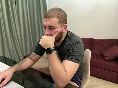 Snapshot of Bear_bear_ chatting on March 10, 2025, 10:55 pm Bear bear  online show from March 10, 2025, 10:55 pm