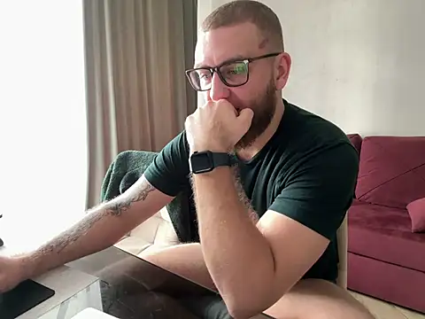 Snapshot of Bear_bear_ chatting on March 20, 2025, 9:37 am Bear bear  online show from March 20, 2025, 9:37 am