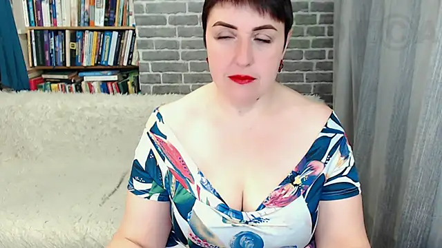 Snapshot of Rainbow_lady chatting on November 26, 2025, 2:22 am Rainbow lady online show from November 26, 2025, 2:22 am