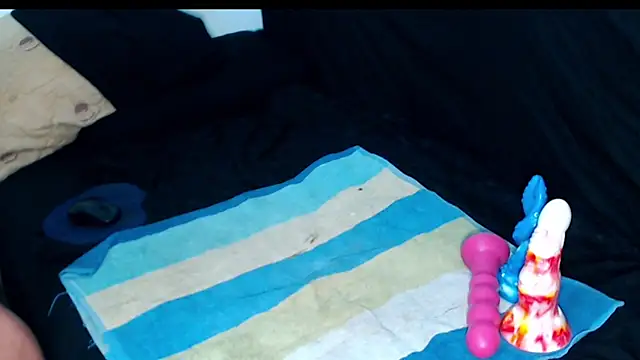 0anal21 online show from May 17, 2026, 5:24 pm