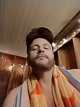 Snapshot of ShaneJames11 chatting on May 18, 2026, 12:33 am ShaneJames11 online show from May 18, 2026, 12:33 am