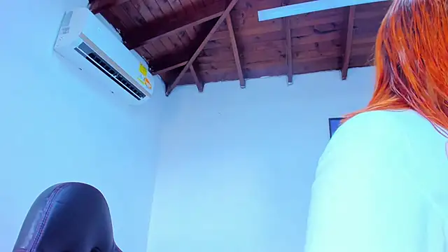 Gretta Queen online show from October 13, 2025, 5:03 pm