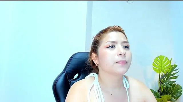Snapshot of Gretta_Queen chatting on July 14, 2026, 8:15 pm Gretta Queen online show from July 14, 2026, 8:15 pm