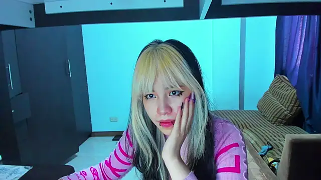 Snapshot of Akane-Mou chatting on February 2, 2025, 2:24 pm Akane-Mou online show from February 2, 2025, 2:24 pm