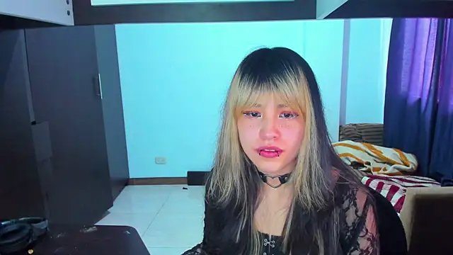 Snapshot of Akane-Mou chatting on January 25, 2025, 5:40 pm Akane-Mou online show from January 25, 2025, 5:40 pm