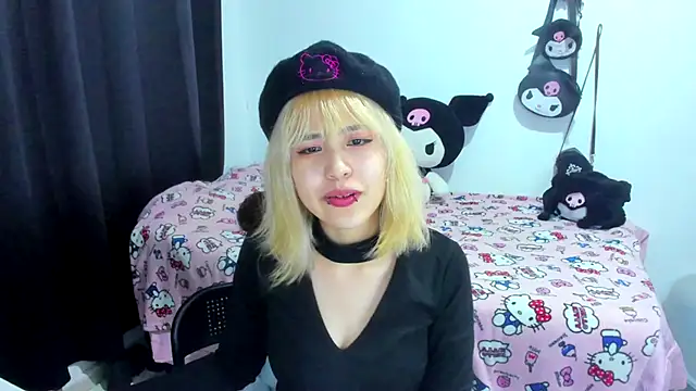 Snapshot of Akane-Mou chatting on November 7, 2025, 2:38 am Akane-Mou online show from November 7, 2025, 2:38 am