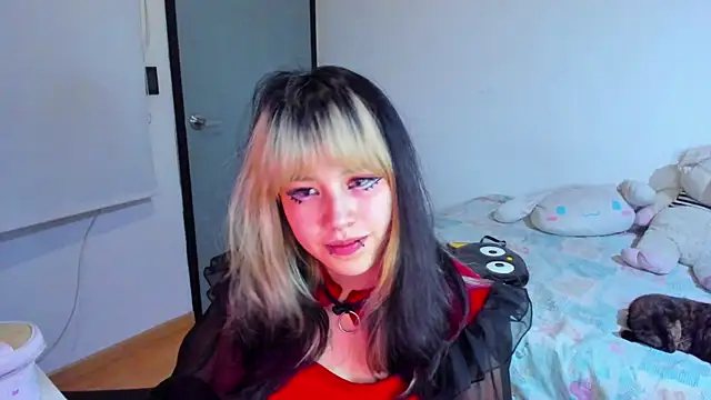 Snapshot of Akane-Mou chatting on December 30, 2024, 12:54 am Akane-Mou online show from December 30, 2024, 12:54 am