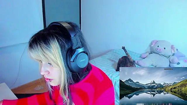 Snapshot of Akane-Mou chatting on January 23, 2025, 8:36 am Akane-Mou online show from January 23, 2025, 8:36 am