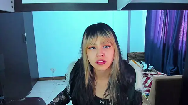 Snapshot of Akane-Mou chatting on January 25, 2025, 2:36 pm Akane-Mou online show from January 25, 2025, 2:36 pm